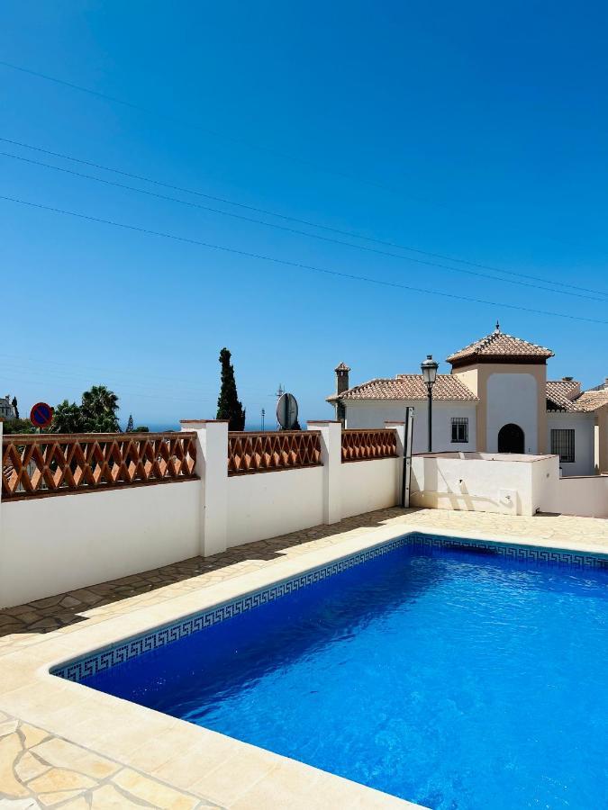Apartamentos Pacifico Nerja Exteriér fotografie